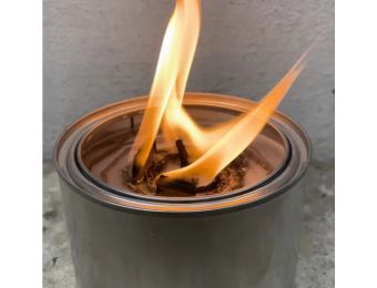 Металева банка для окопних свічок